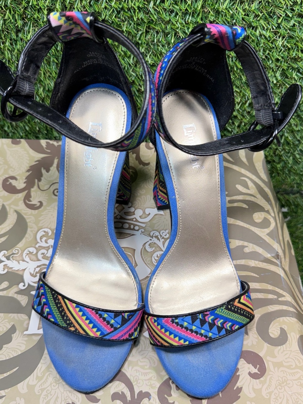 Delaney Blue Multicolor Geometric Aztec Block Heel Sandals Women's Size 6